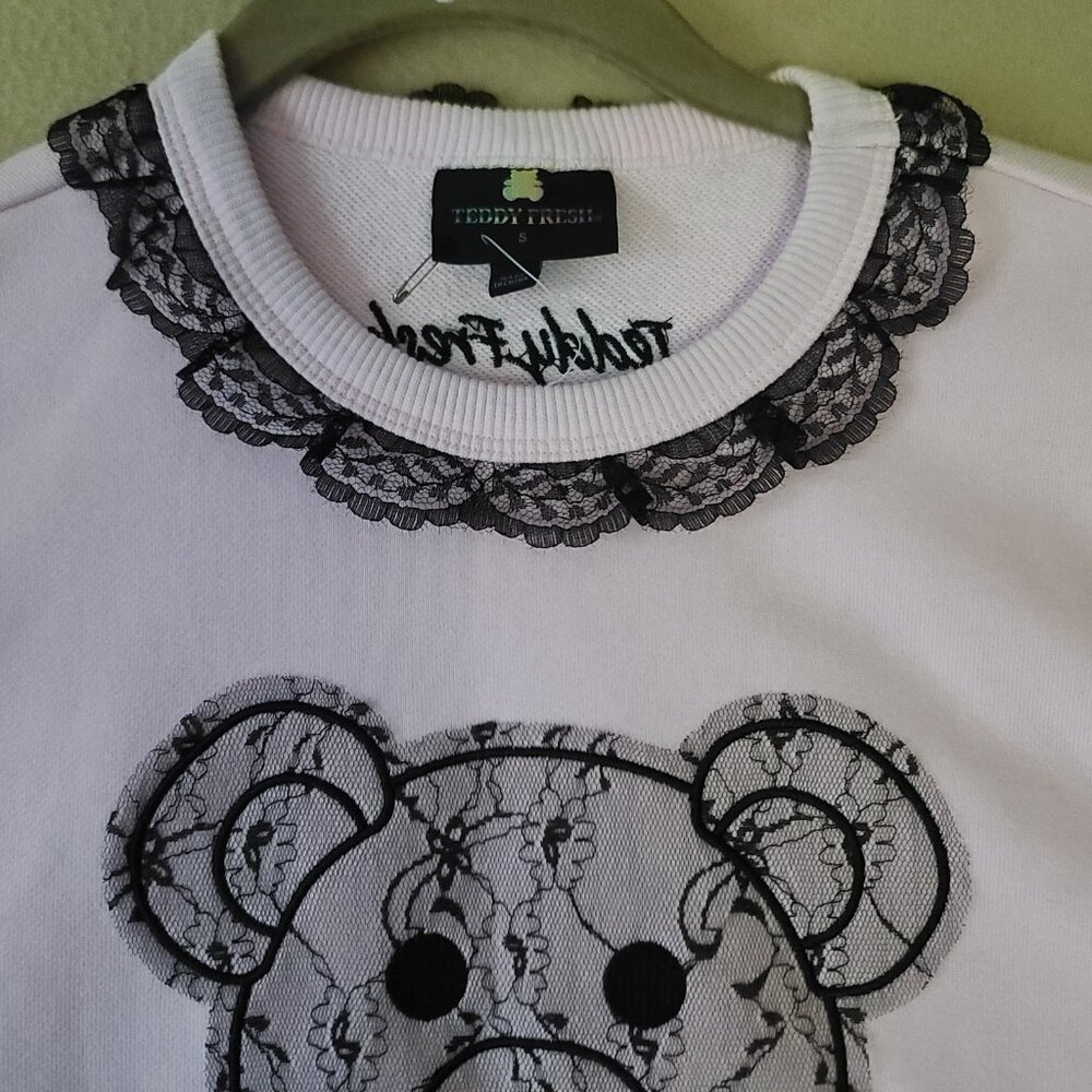Teddy Fresh Lace Applique Bear Sweatshirt Small Pink Long Sleeve Fun Soft NWOT - Picture 4 of 9